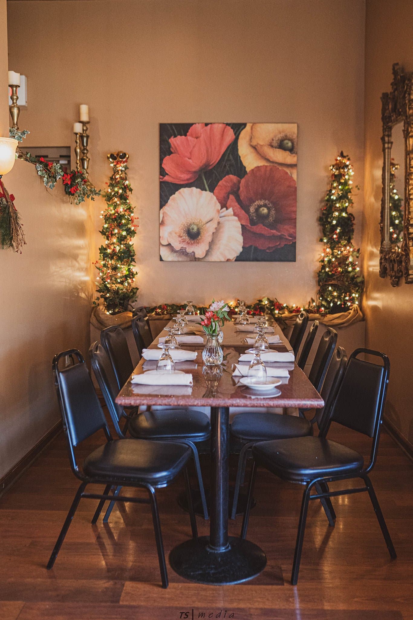 Sal De Forte's warm interior